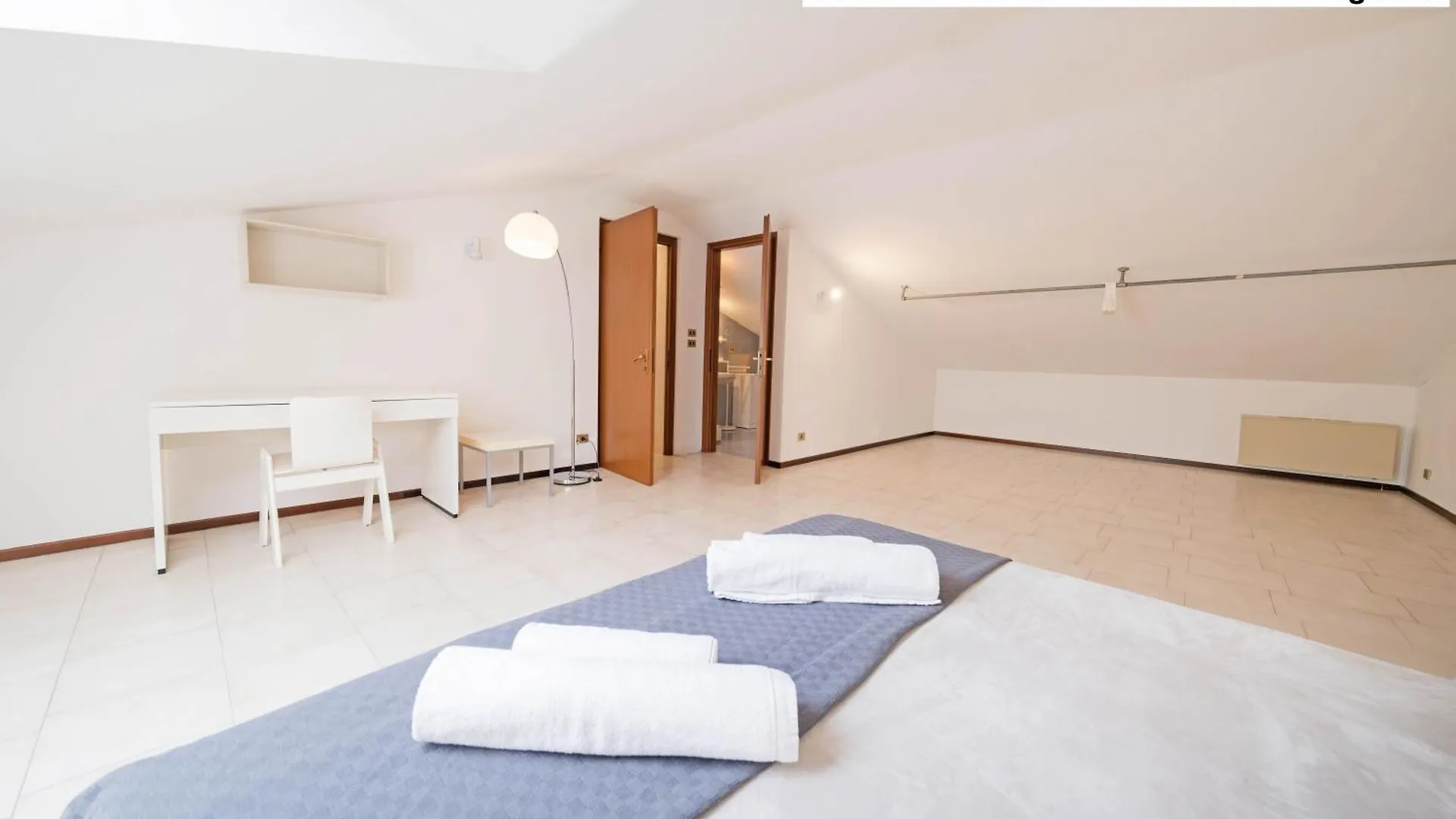 Casa Ruby - Immobiliare Azzurra Daire Lazise 0*,  İtalya